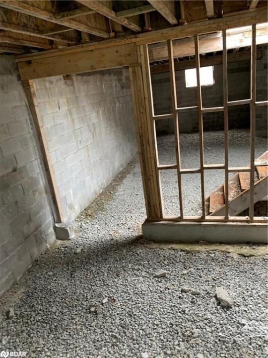 8240 MAIN STREET, Lisle, Онтарио L0M 1M0, Канада