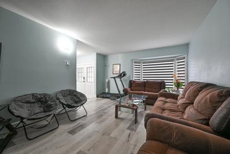 14346 68B AVENUE, Surrey, 不列颠哥伦比亚省 V3W 8X1, 加拿大