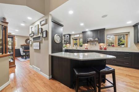 3520 44A AVENUE, Red Deer, Alberta T4N 3K3, Canadá