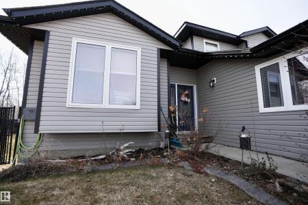 5605 48 AVENUE, St. Paul Town, Alberta T0A 3A1, Canadá