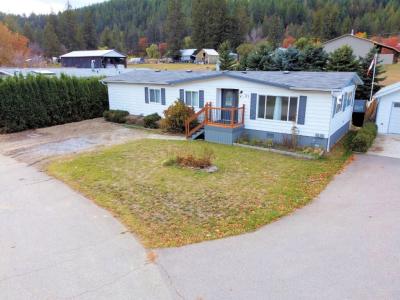 2930 BROWN ROAD, Salmon Arm, British Columbia V1E 3K3, Canada