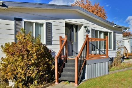 2930 BROWN ROAD, Salmon Arm, British Columbia V1E 3K3, Canada