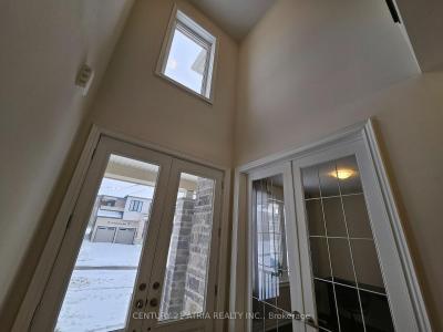 22 WATERSHED GATE, East Gwillimbury, Ontario L0G 1R0, Canadá