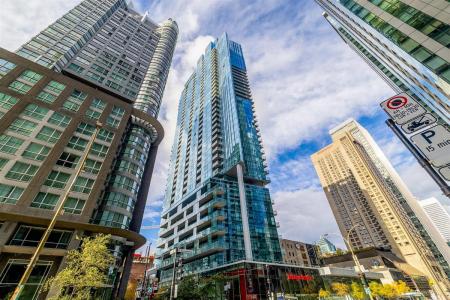 1155  Rue de la Montagne, Montréal (Ville-Marie), Quebec H3G 0C7, Canada