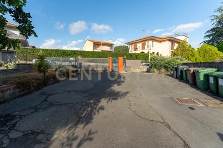 Via Cesare Battisti, Belpasso, Sicilia 95032, Itália