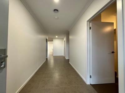 28 Auburn Crescent, Bacchus Marsh, VIC 3340, Austrália