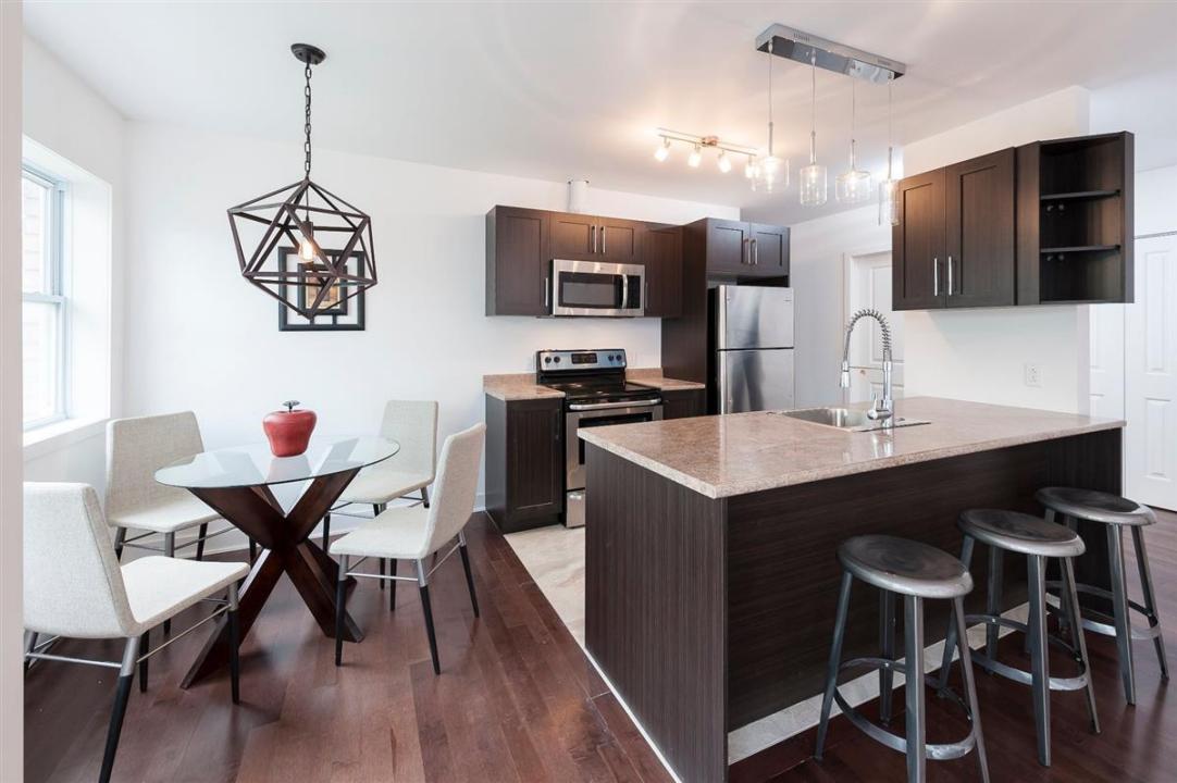 504 Boul. St-Jean, Pointe-Claire, 魁北克省 H9R 3J6, 加拿大