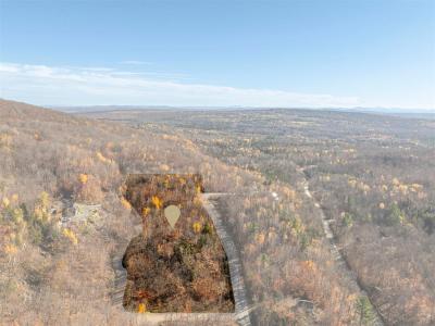 9  Rue Horse Shoe, Bolton-Est, Quebec J0E 1G0, Canada