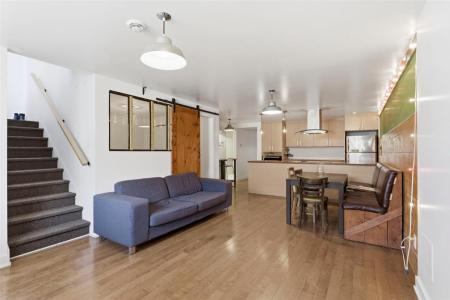 6531A  Rue de Bordeaux, Montréal (Rosemont/La Petite-Patrie), Quebec H2G 2S2, Canada