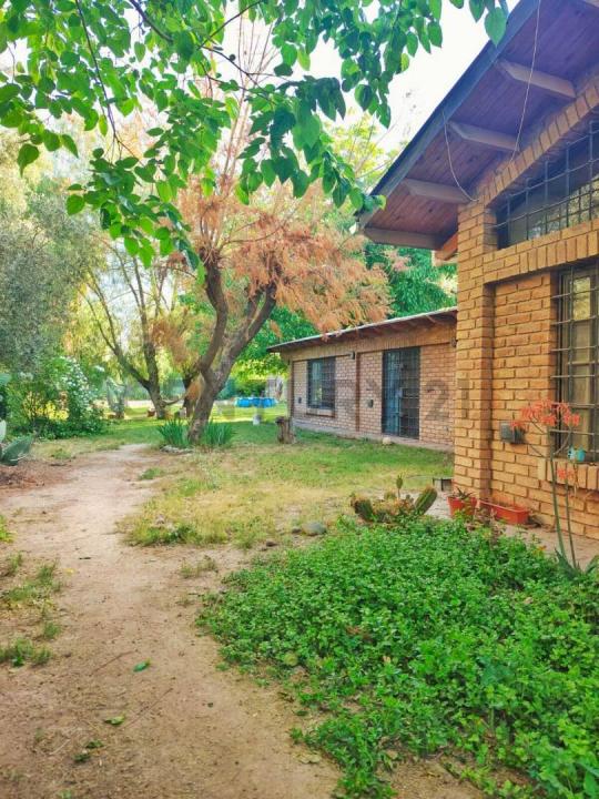 Los Liquidambar 164 , Chacras De Coria, Mendoza 00001, Argentine