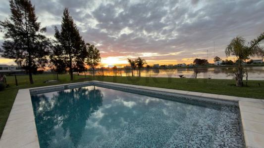 Puerto Nizuc, Au Dr. Ricardo Balbín km 31.5, Guillermo Enrique Hudson , Berazategui, GBA Sur 1886, Argentina