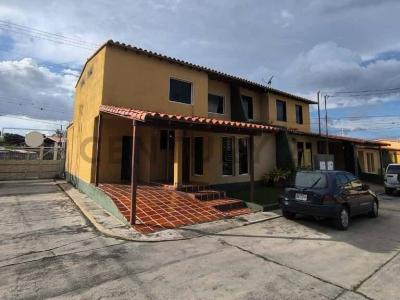 Conjunto Residencial Valle del Sol calle 6 entre carreras 2 y 3 La Piedad Norte, Cabudare, 5-1, Cabudare, Lara 3023, ונצואלה