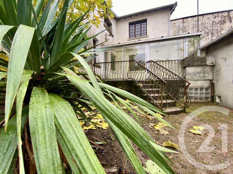 St Junien, Limusino 87200, França