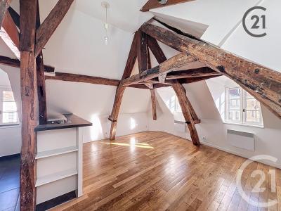 Melun, Île-de-France 77000, France