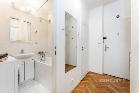 10, Jeremenkova, Praha, Území Hlavního Města Prahy 14700, 捷克共和国