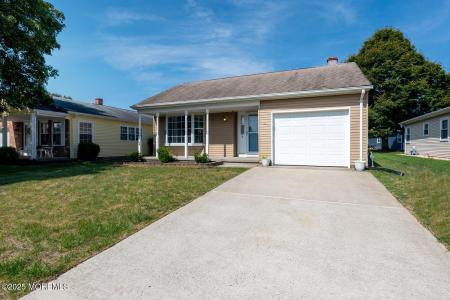 8 Manitoba Court, Toms River, New Jersey 08757