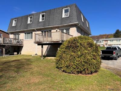 122 Berkey Drive, Johnstown, 宾夕法尼亚州 15904, 美国