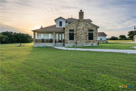 1224 Hidden Springs Drive, Salado, Texas 76571, USA