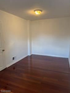 118 Irene St 1, Linden City, Нью-Джерси 07036-3526, Соединенные Штаты