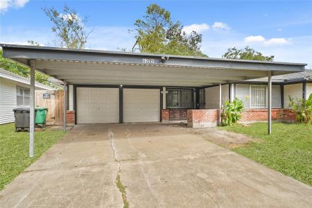 6219 SIMSDALE Street, Houston, Texas 77087