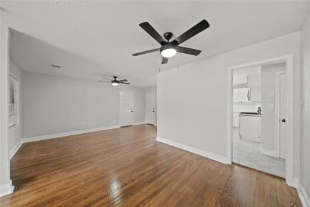 6219 SIMSDALE Street, Houston, Texas 77087