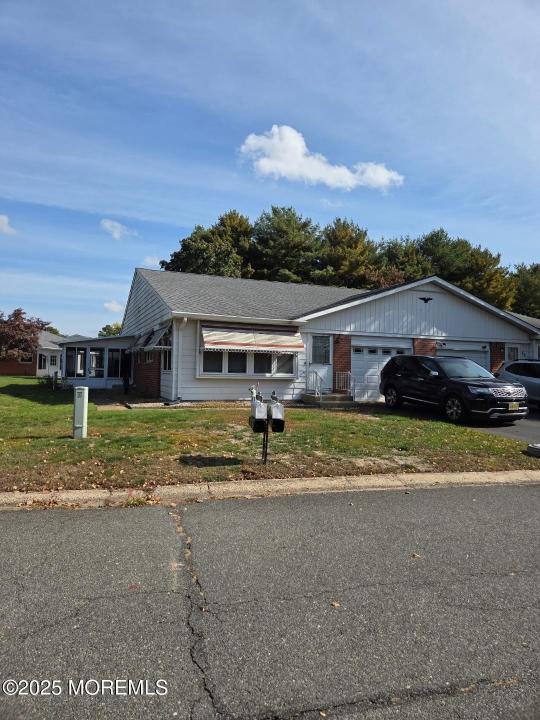 2a Crockett Lane unit: A, Whiting, Nova Jersey 08759, Estados Unidos