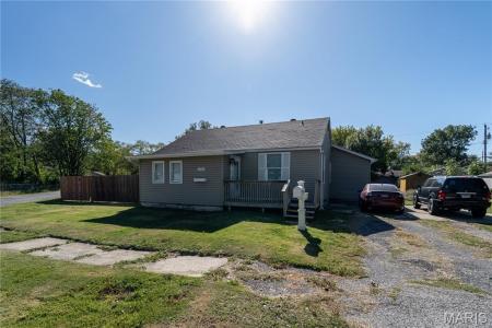 1732 Sycamore Street, Granite City, 伊利諾州 62040, 美國