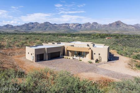1770 Fawn Court, Rio Rico, Arizona 85648, USA