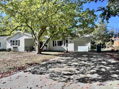 208 Jana Road, Macomb, Illinois 61455