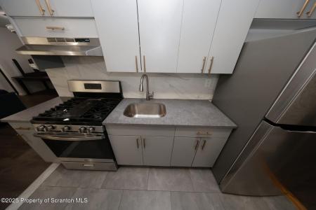 268 N Pennsylvania Avenue unit: 2 2, Wilkes-Barre-, Pennsylvania 18702