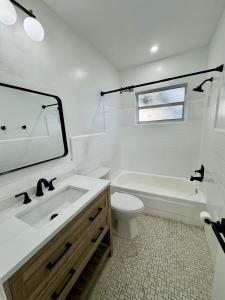 2418 Polk St # 206, Hollywood, Florida 33020, Stati Uniti