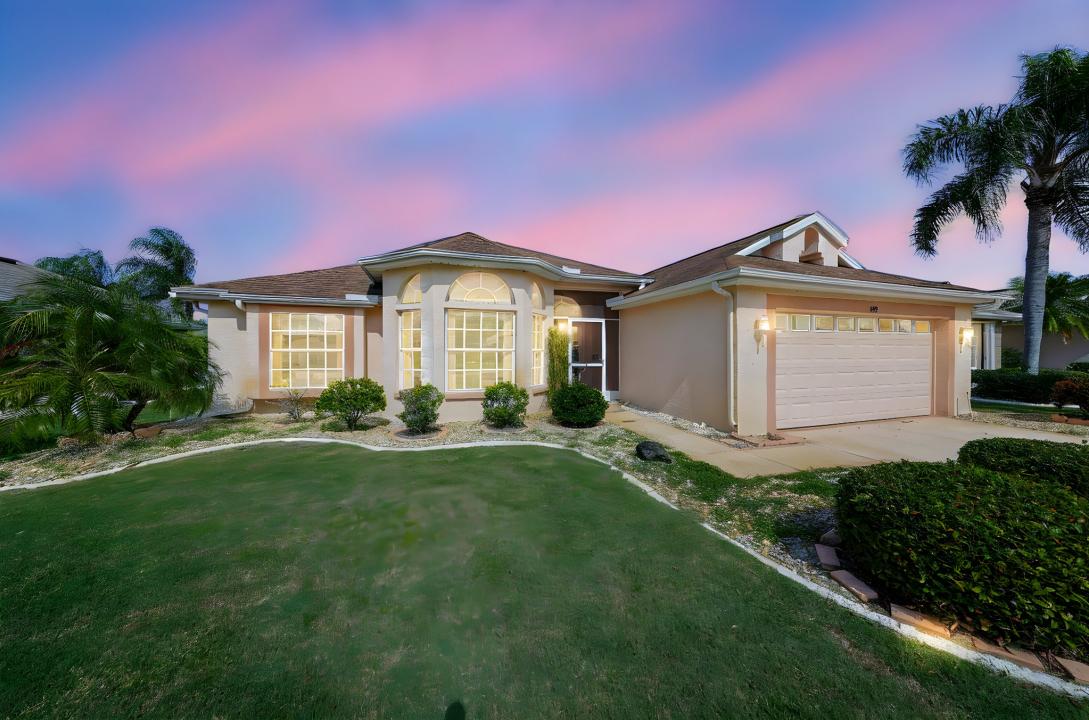 1619 Brookton Green Dr, Sun City Center, فلوريدا 33573, الولايات المتحدة