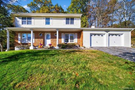 19 Sunset Terrace, Highland Mills, NY 10930, USA