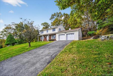 19 Sunset Terrace, Highland Mills, New York 10930