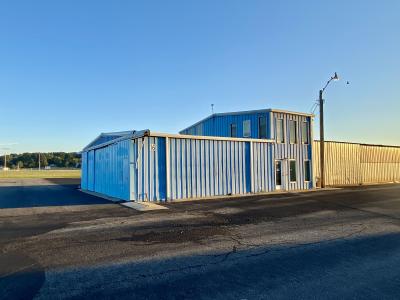 1413 E Main Street (#13 &16  Hanger), Clarksville, Arkansas 72830, Estados Unidos