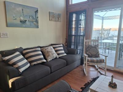 265 E. Terrace, Lakewood, New York 14750, USA