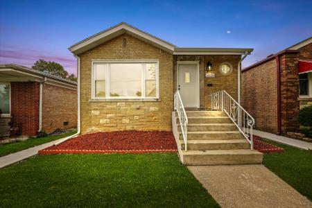 10129 S Indiana Ave, Chicago, Illinois 60628, USA