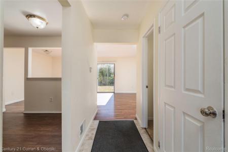 44543 Savery Drive, Cantone, Michigan 48187, Stati Uniti