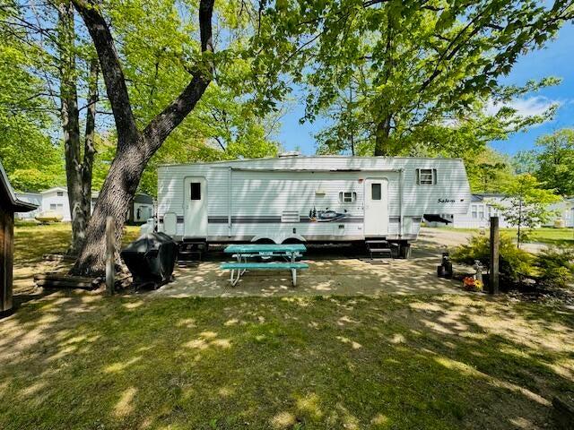 2757 Owens Unit 205 Drive, Houghton Lake, 미시건 48629, 미국