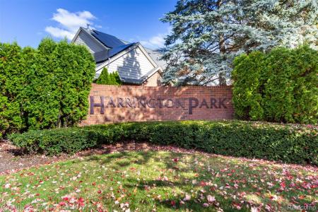 207 Harrington Drive, Troy, ميشيغان 48098, الولايات المتحدة