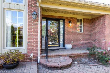 207 Harrington Drive, Troy, ميشيغان 48098, الولايات المتحدة