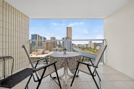 445 Seaside Ave #1602, Honolulu, Hawai 96815, Estados Unidos