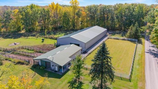 N4742 Thompson Road, Shiocton, Wisconsin 54170, USA