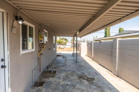 109 S Joyce Ave, Rialto, קליפורניה 92376, ארצות הברית של אמריקה