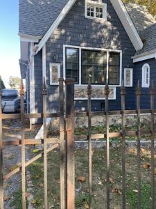 1218 W 96th Street, Chicago, Illinois 60643, USA