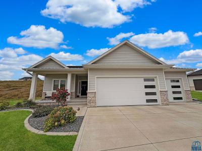 1219 Blackhawk Ct, Hinton, Iowa 51024