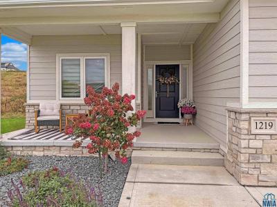 1219 Blackhawk Ct, Hinton, Iowa 51024