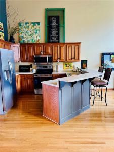 2304 Bos Landen Drive 2, Pella, 爱荷华州 50219, 美国