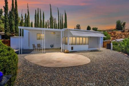 22780 Skylink, Canyon Lake, California 92587