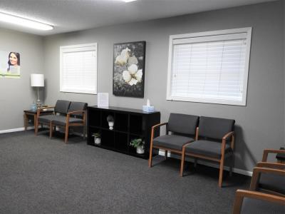 123 Fairlawn Avenue, Winsted, Minnesota 55395, USA